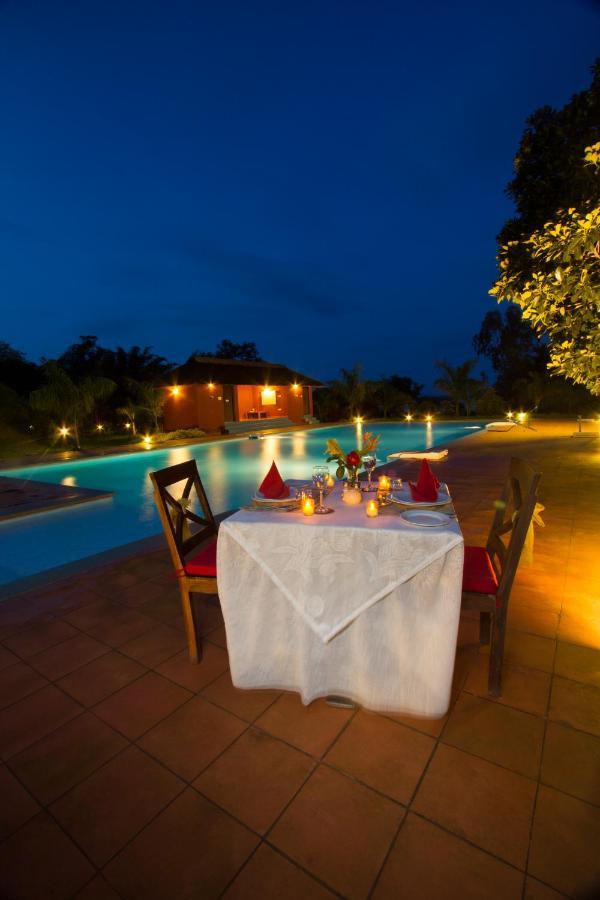 เร้ด เอิร์ธ รีสอร์ต - กาบินี Hotel Begur ภายนอก รูปภาพ
